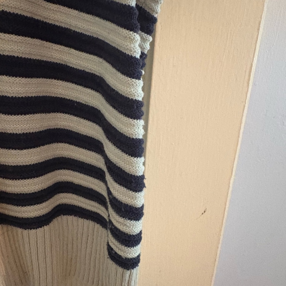 Madewell Cozy Blue and Cream Crew Neck Sweater - Picture 3 of 4